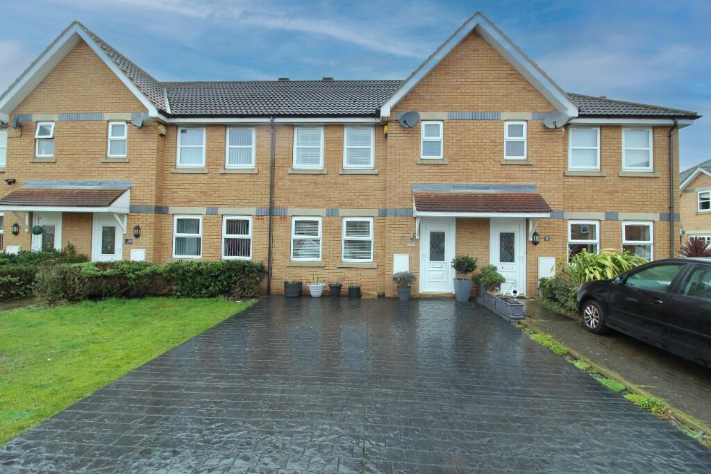 3 bedroom terraced house for sale in Thamesbrook, Sutton, Hull, East Riding Of Yorkshire, HU7
