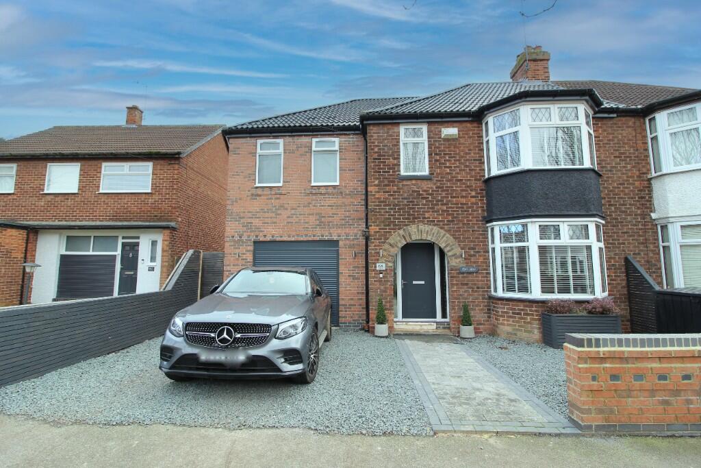 4 bedroom semi-detached house for sale in Highfield, Hull, East Riding Of Yorkshire, HU7