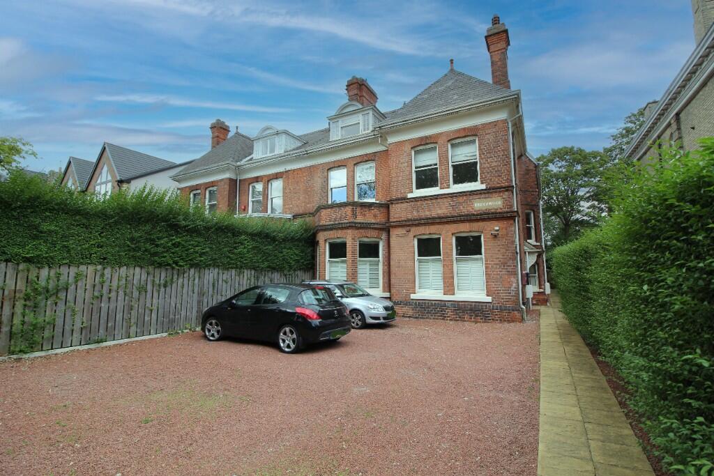 2 bedroom flat for sale in Beechwood, 49 Pearson Park, Hull, East Riding Of Yorkshire, HU5