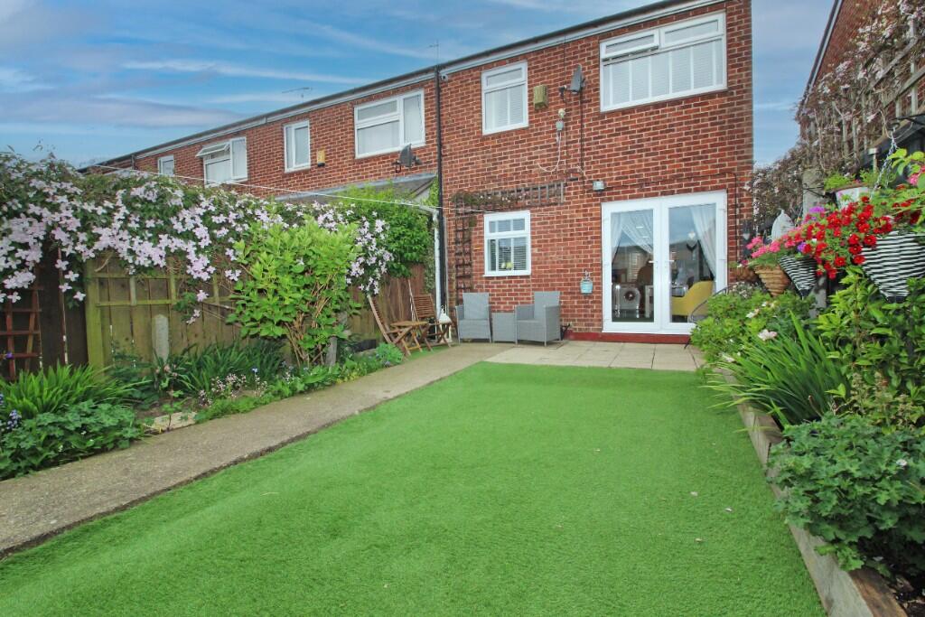 Main image of property: Cresswell Close, Hull, East Riding Of Yorkshire, HU2