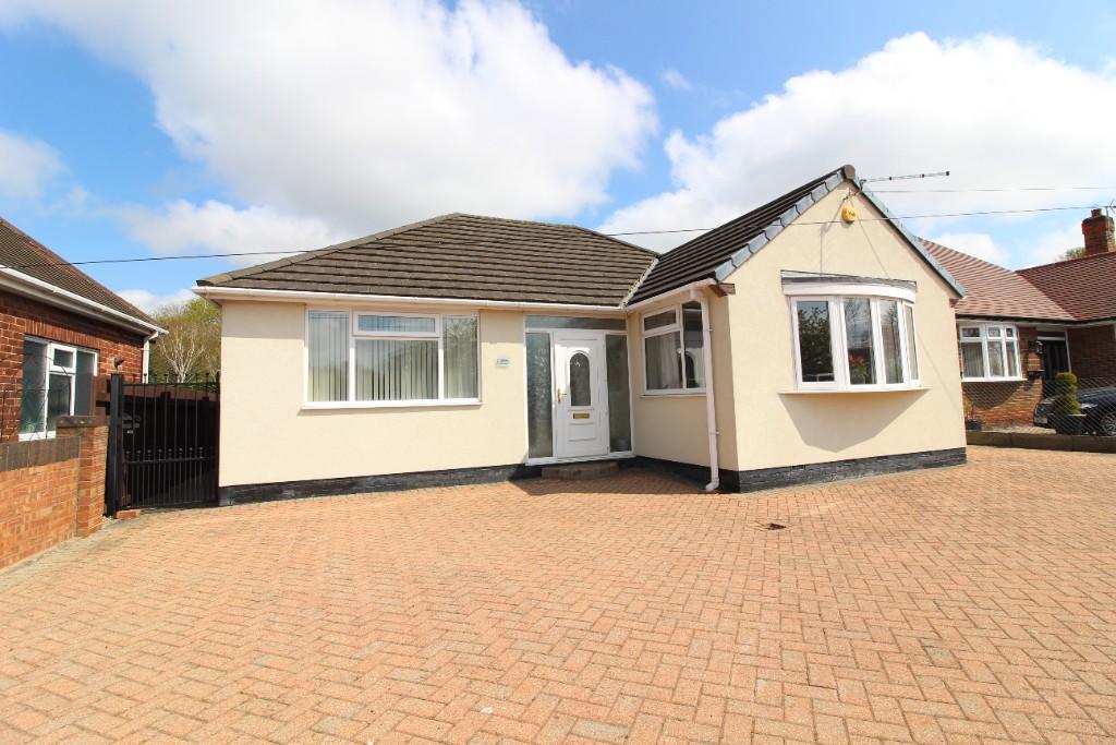 2 bedroom detached house for sale in Ings Road, Sutton, Hull, East