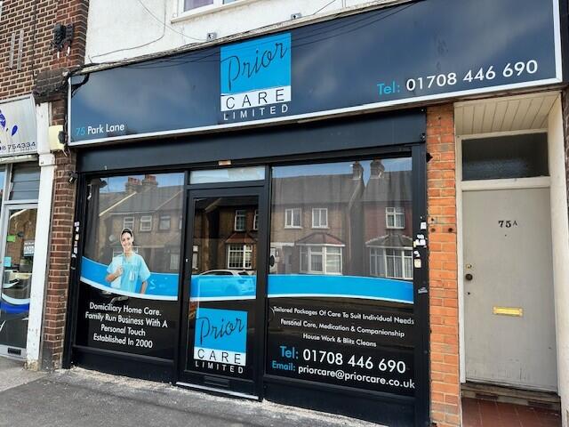 Main image of property: 75 Park Lane, Hornchurch, RM11 IBH