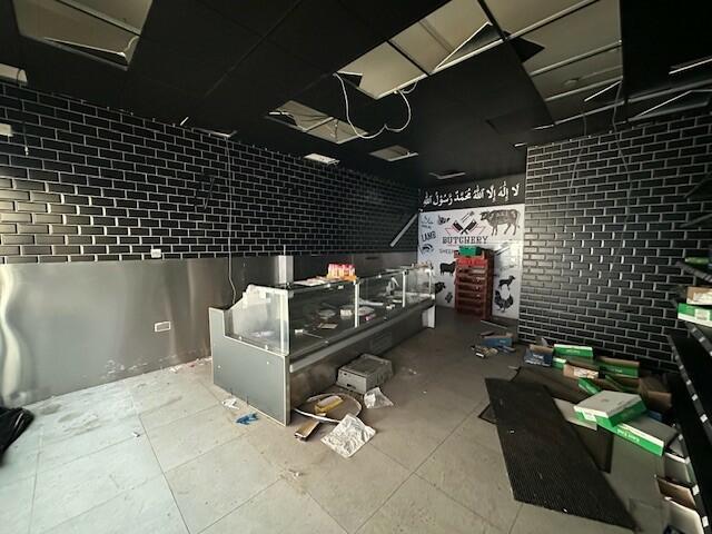 Additional property image - Unit 4 Fox & Goose Shopping Centre