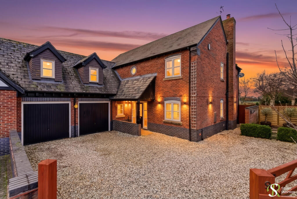 Main image of property: The Courtyard, Smallwood