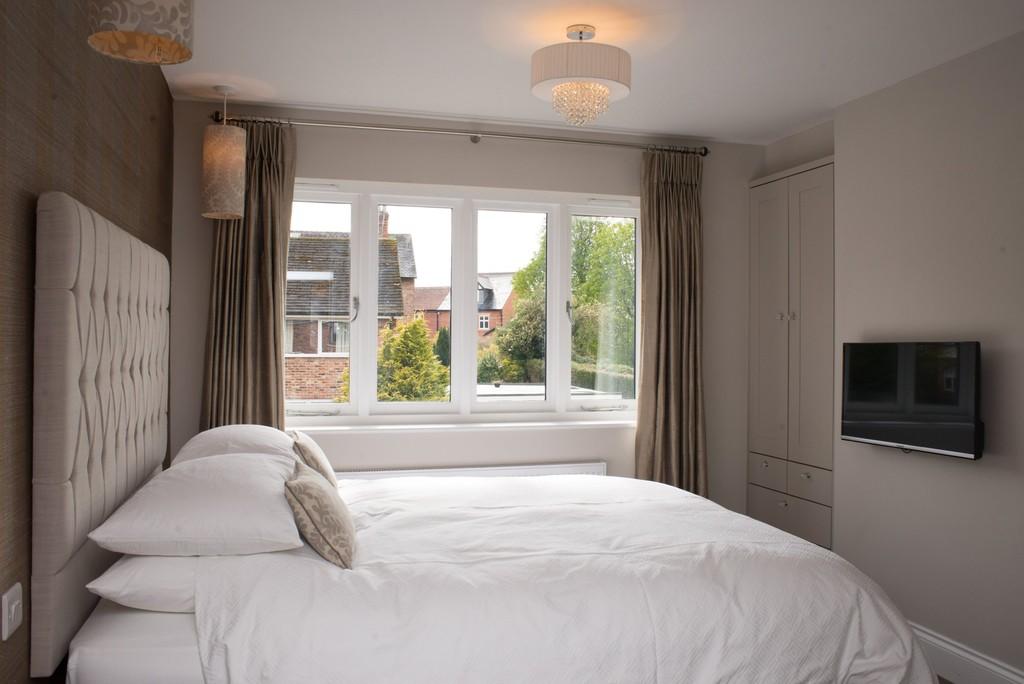 2 bedroom apartment for rent in The Avenue, Alderley Edge, SK9