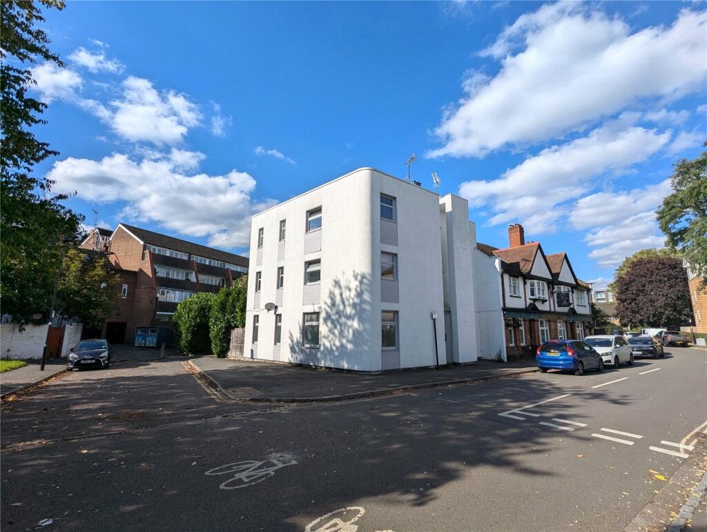 Main image of property: Clayponds Lane, Brentford, TW8
