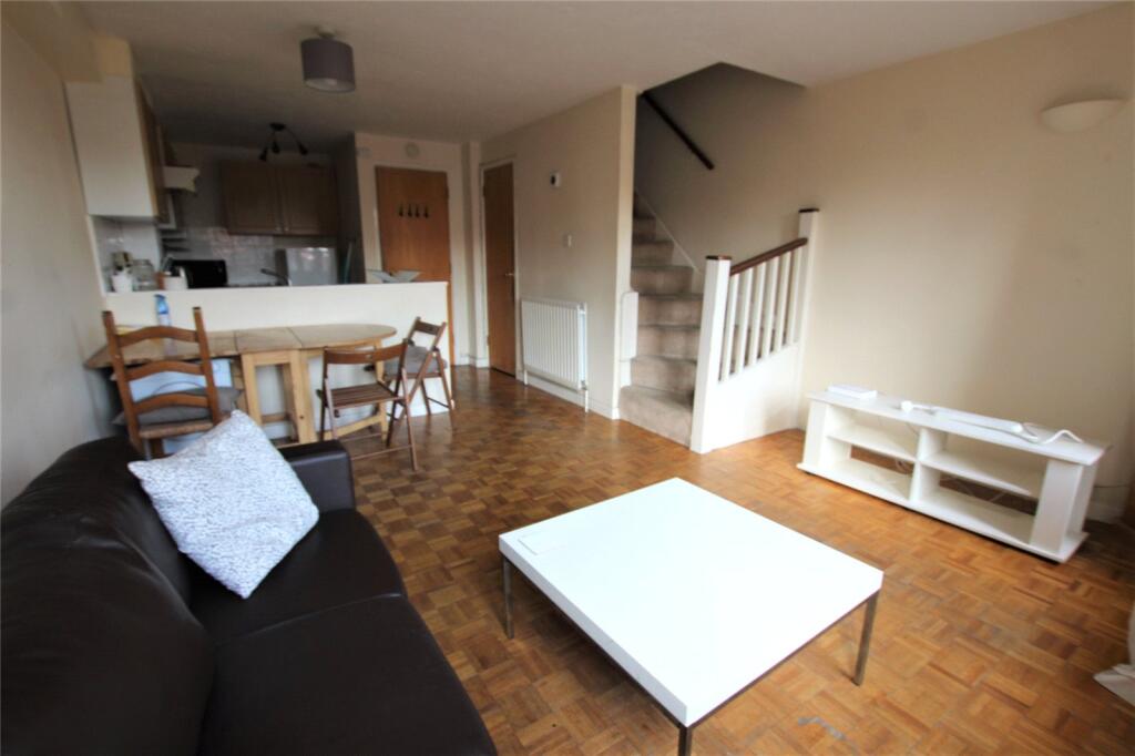 Main image of property: Discovery Walk, Wapping, London, E1W