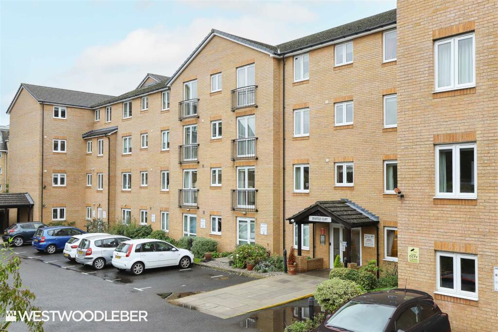 1 bedroom apartment for sale in Benstede Court, Hoddesdon RETIREMENT
