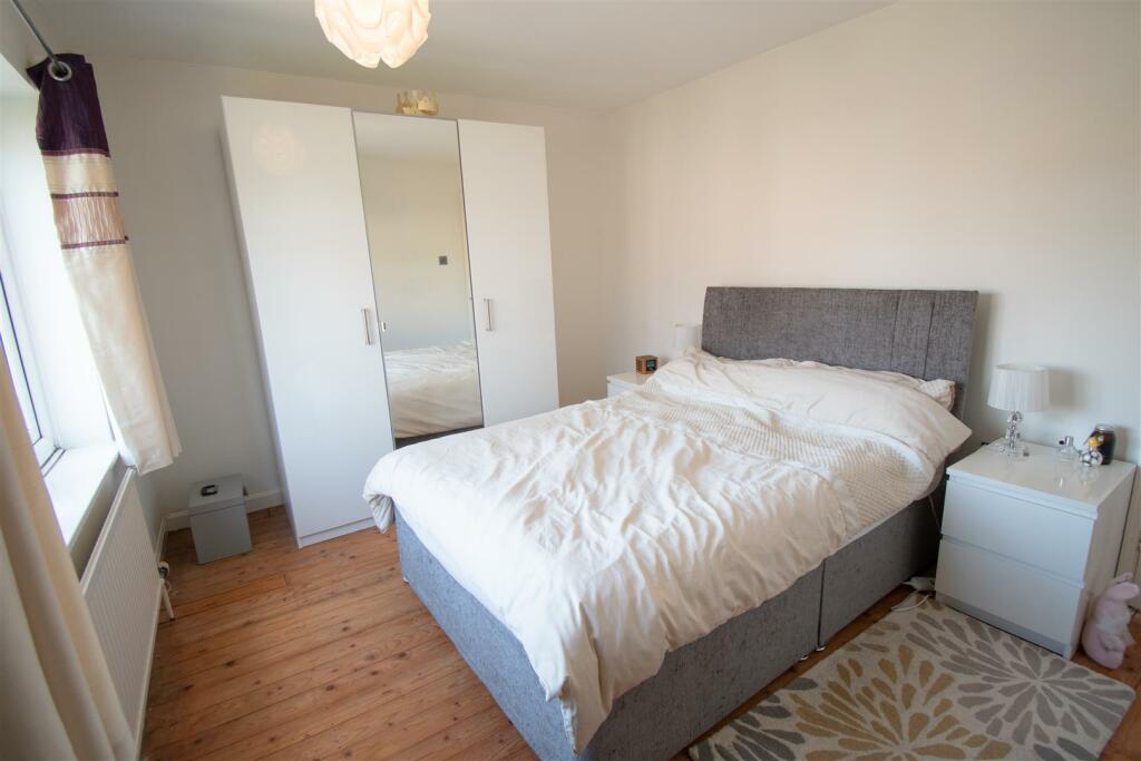 3 bedroom detached house for sale in Peasehill, Ripley, DE5