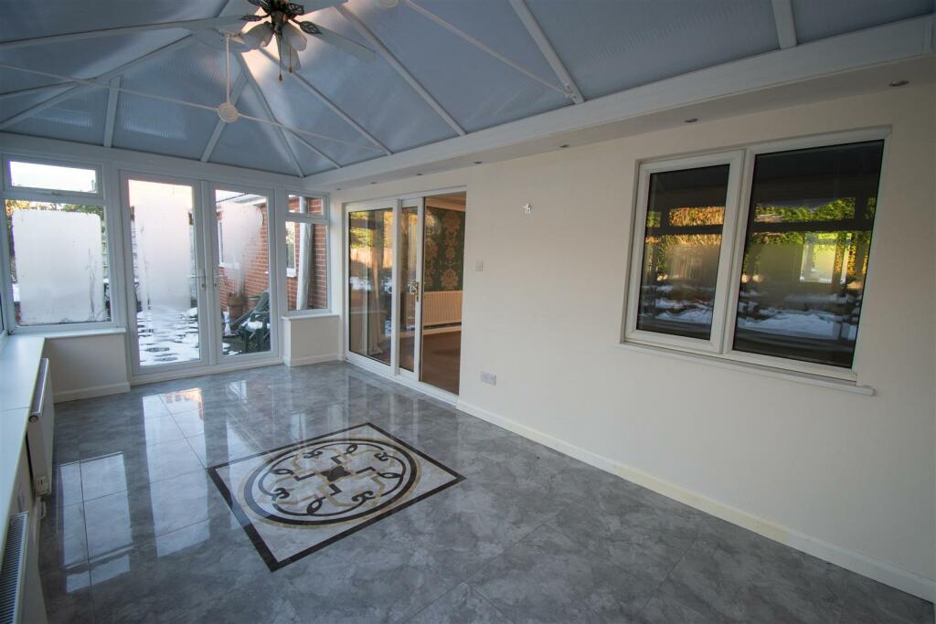 Additional property image - Highfield Close, Loscoe, Heanor