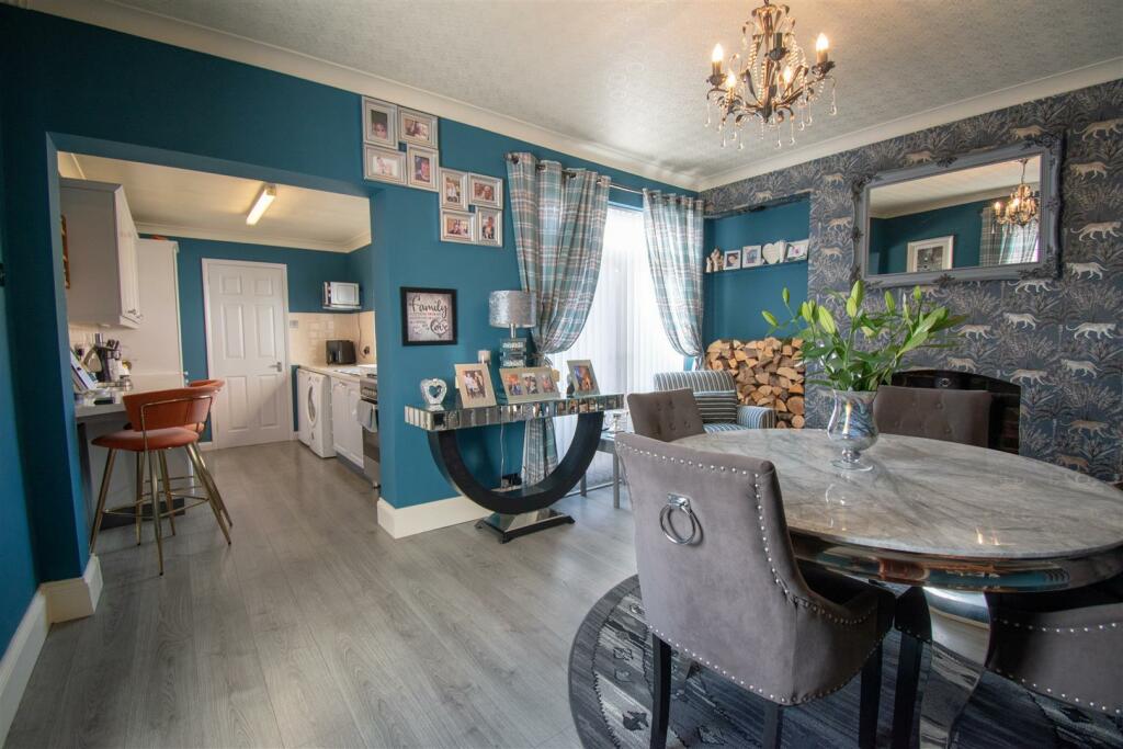 Additional property image - Bridle Lane, Greenwich