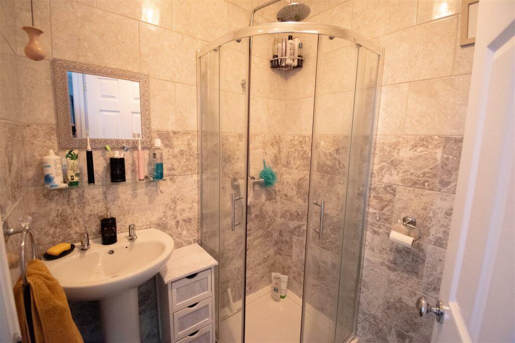 Additional property image - Bridle Lane, Greenwich