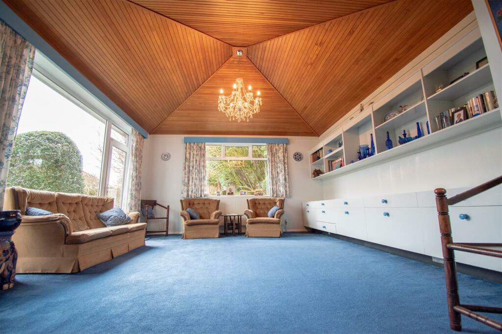 Additional property image - Broadway, Ripley
