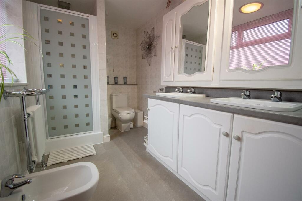 Additional property image - Broadway, Ripley