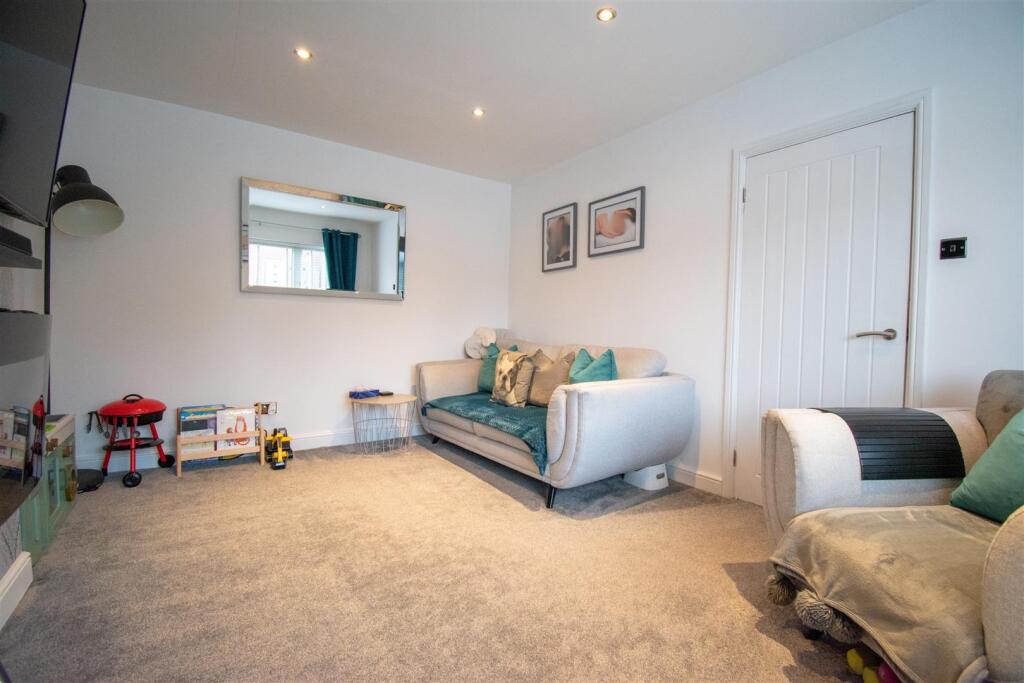 Additional property image - Saxton Avenue, Heanor