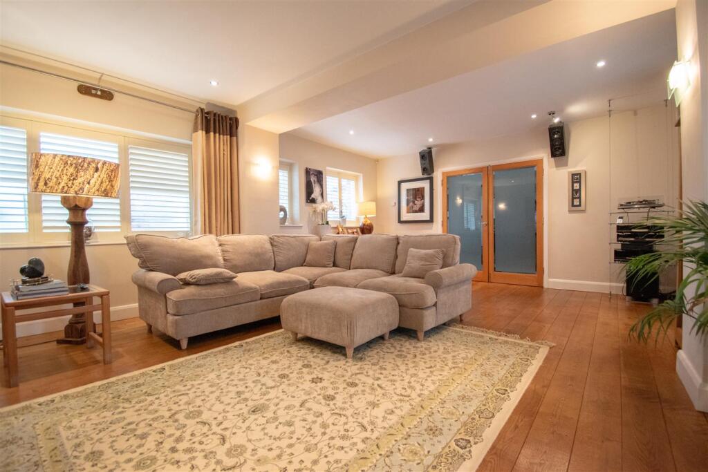 Additional property image - Codnor Denby Lane, Denby Village