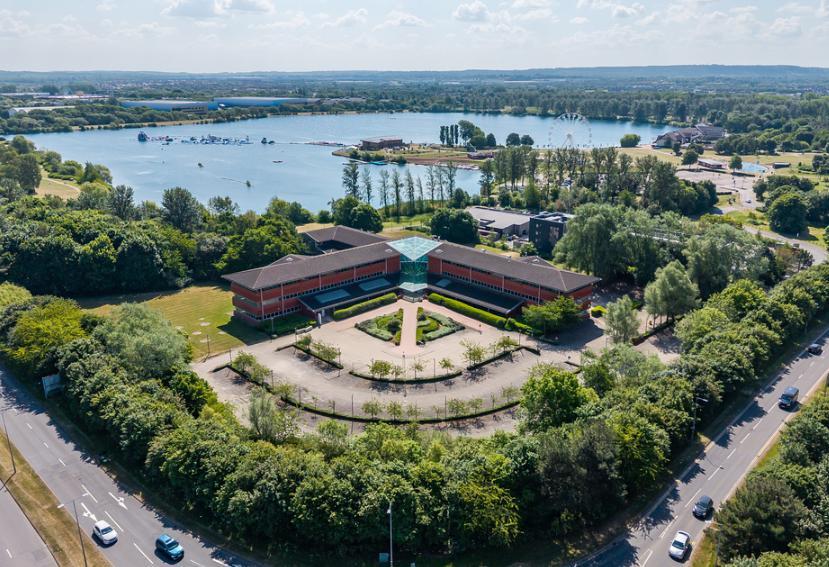Main image of property: Mercury House, Brickhill Street, Willen Lake, Milton Keynes, South East, MK15 0DJ