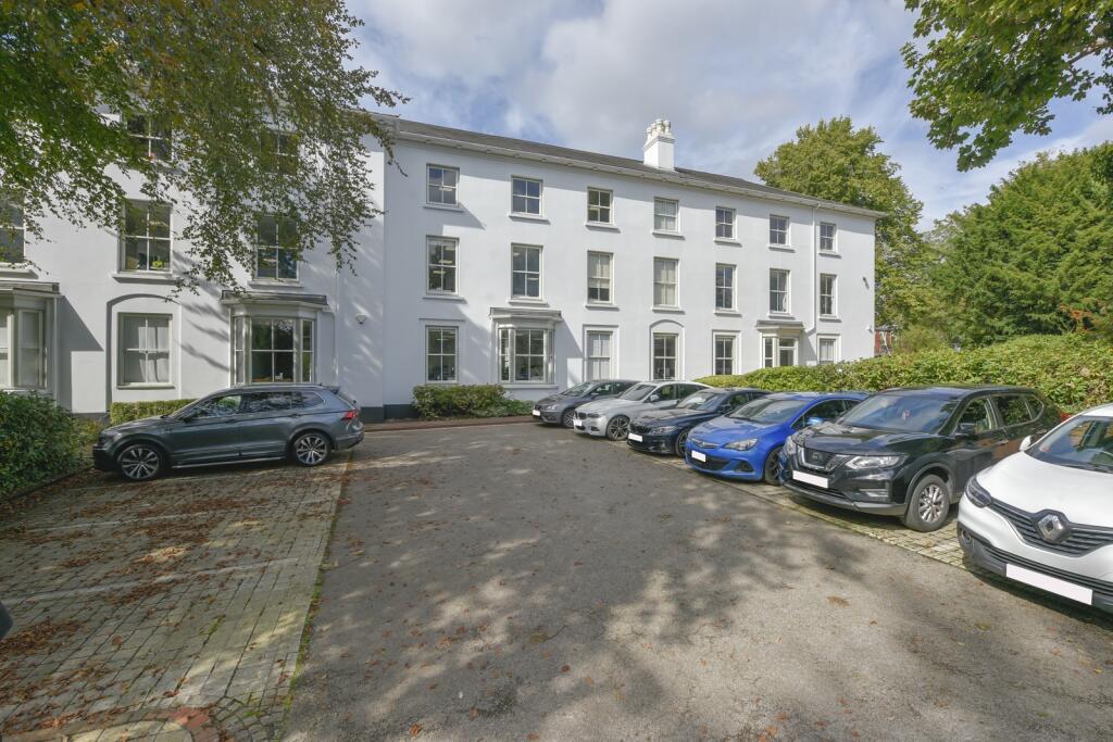 Main image of property: 24a Calthorpe Road, Edgbaston, Birmingham, West Midlands, B15
