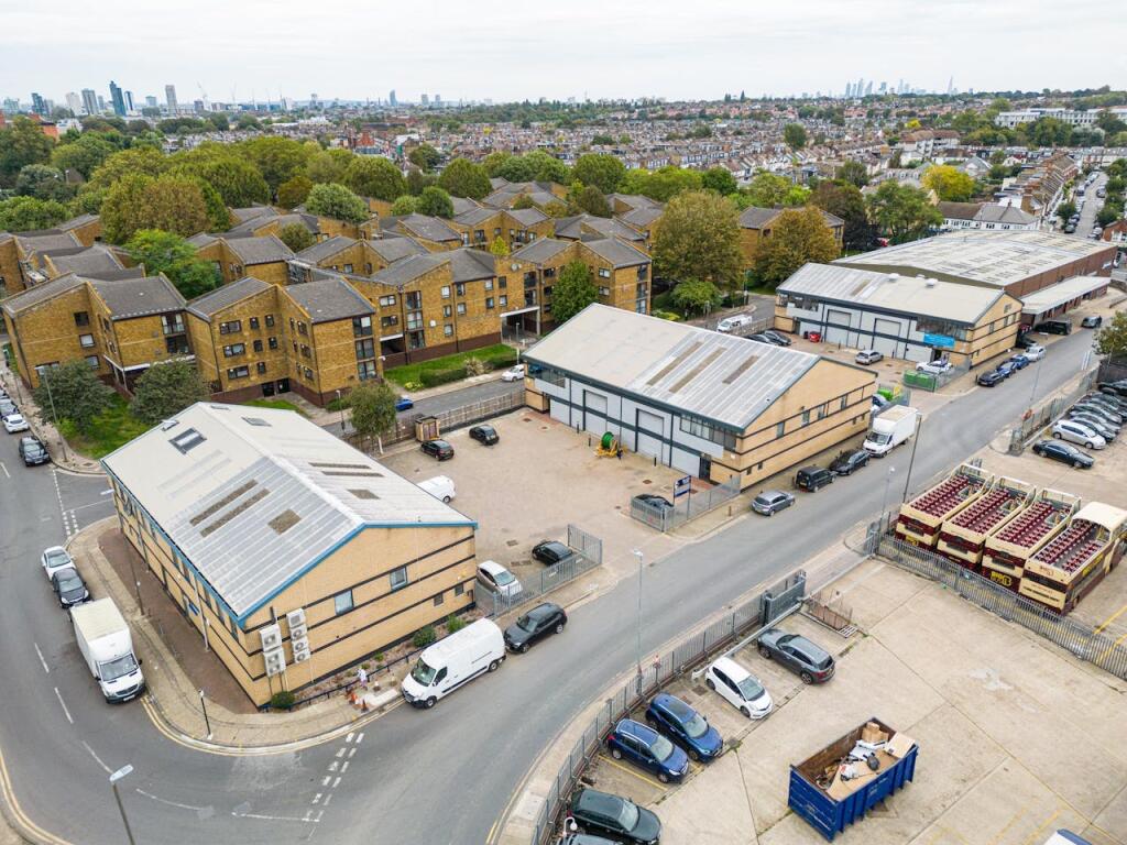 Main image of property: Unit 15, Falcon Court, Earlsfield, SW17 0JH