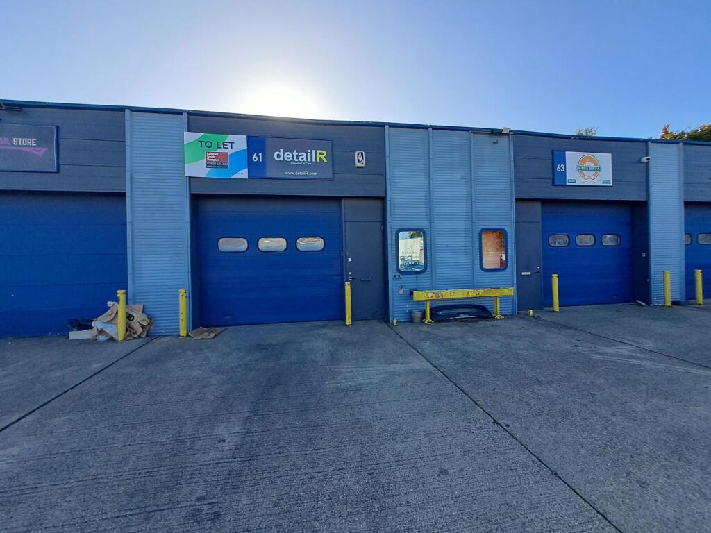 Main image of property: 61 Caxton Court, Wymbush, Milton Keynes, South East, MK8