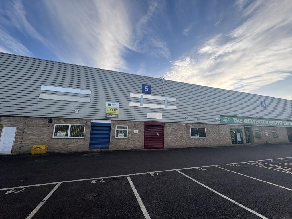 Main image of property: 5 Deans Road, Old Wolverton, Milton Keynes, South East, MK12