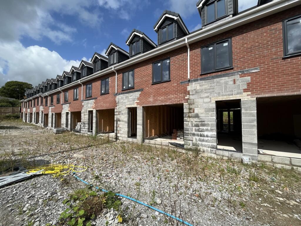 Main image of property: 33 Church Street, Pontardawe, Wales, SA8