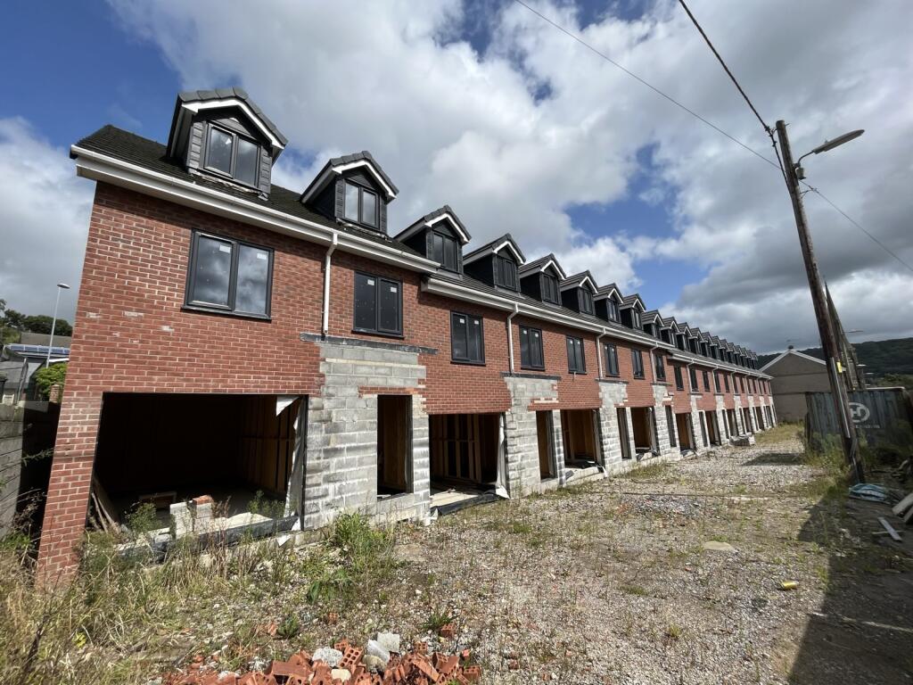 Main image of property: 33 Church Street, Pontardawe, Wales, SA8