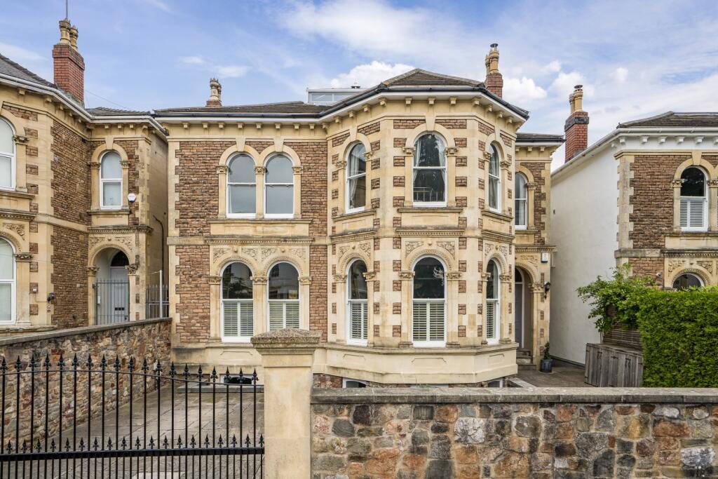 Main image of property: Clifton, Bristol, BS8