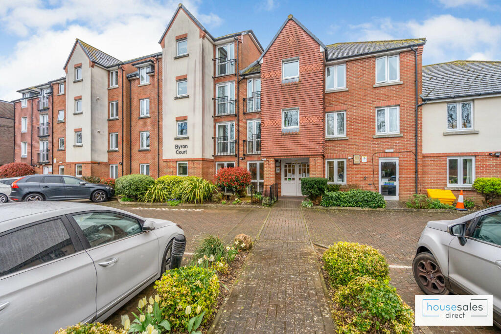 1 bedroom apartment for sale in Byron Court Stockbridge Road