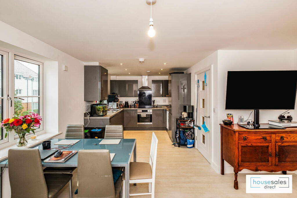 Additional property image - Caspian Court Steeplchase Way, Fontwell, BN18
