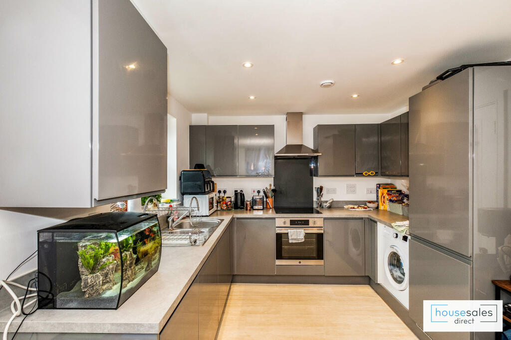 Additional property image - Caspian Court Steeplchase Way, Fontwell, BN18