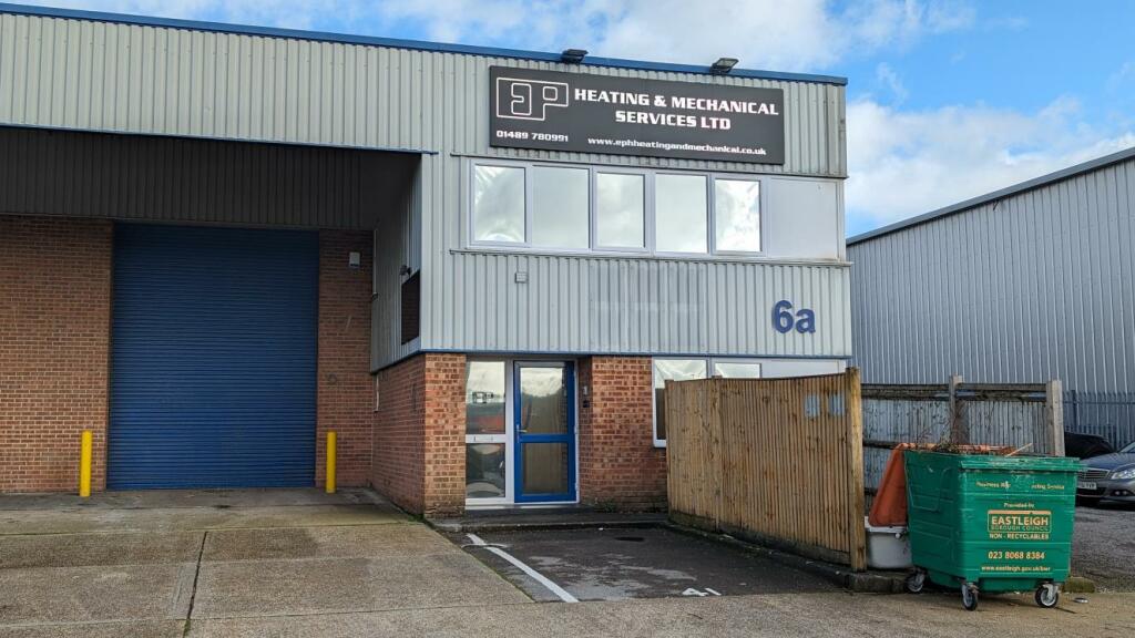 Distribution warehouse to lease in Unit 6a Herald Industrial Estate