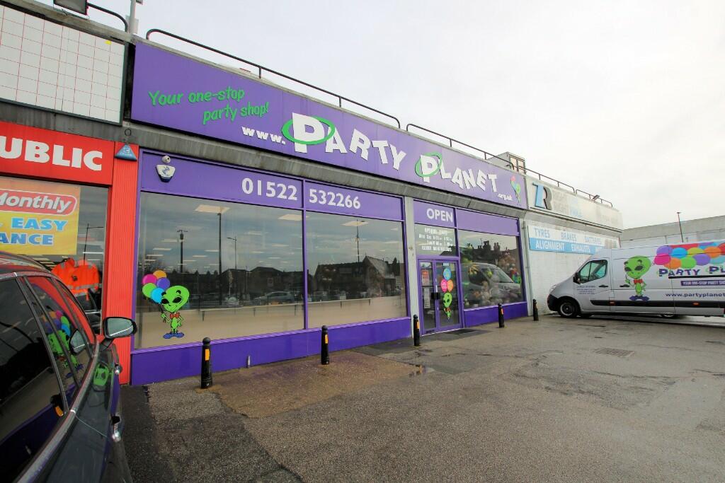 Retail property retail park for sale in Thriving Party/Balloon Sales
