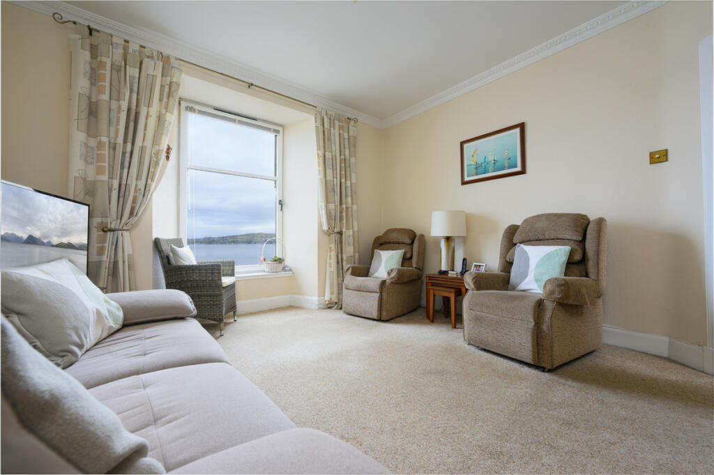 3 bedroom flat for sale in Ashton Road, Gourock, PA19