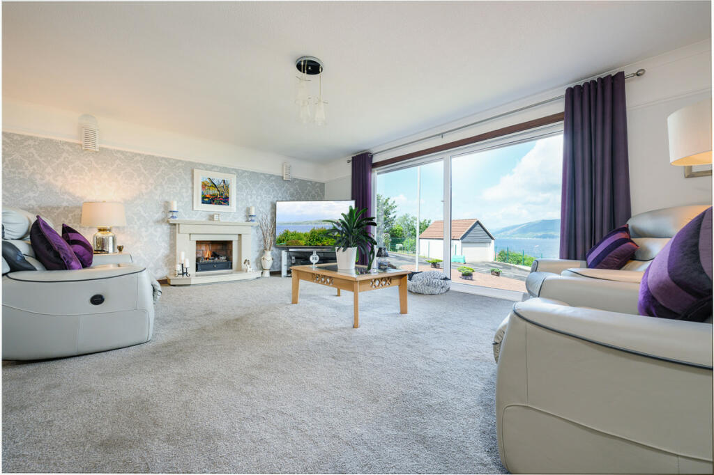 4 bedroom detached house for sale in Cloch Brae, Gourock, PA19