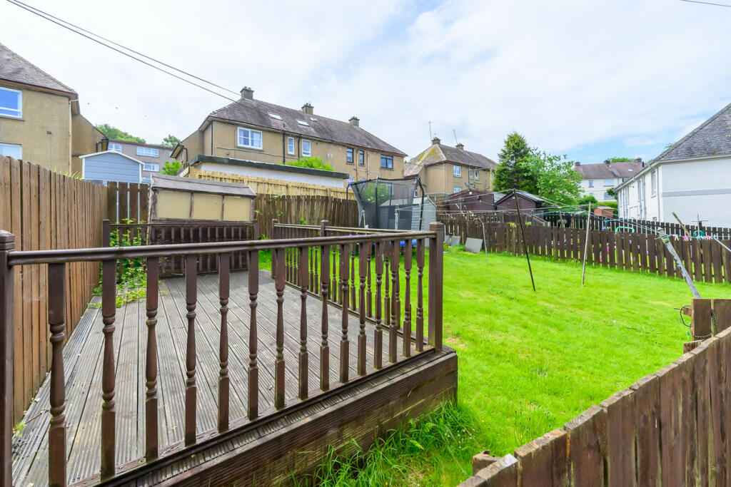 2 bedroom flat for sale in Mathie Crescent, Gourock, PA19