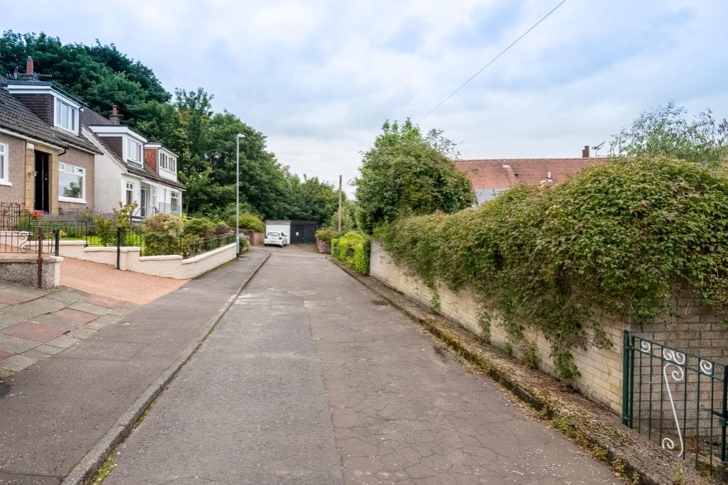 5 bedroom semidetached house for sale in Drums Terrace, Greenock