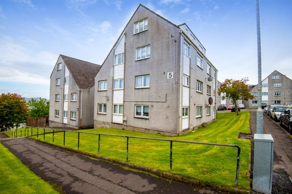 2 bedroom flat for sale in Killearn Road, Greenock, Inverclyde, PA15