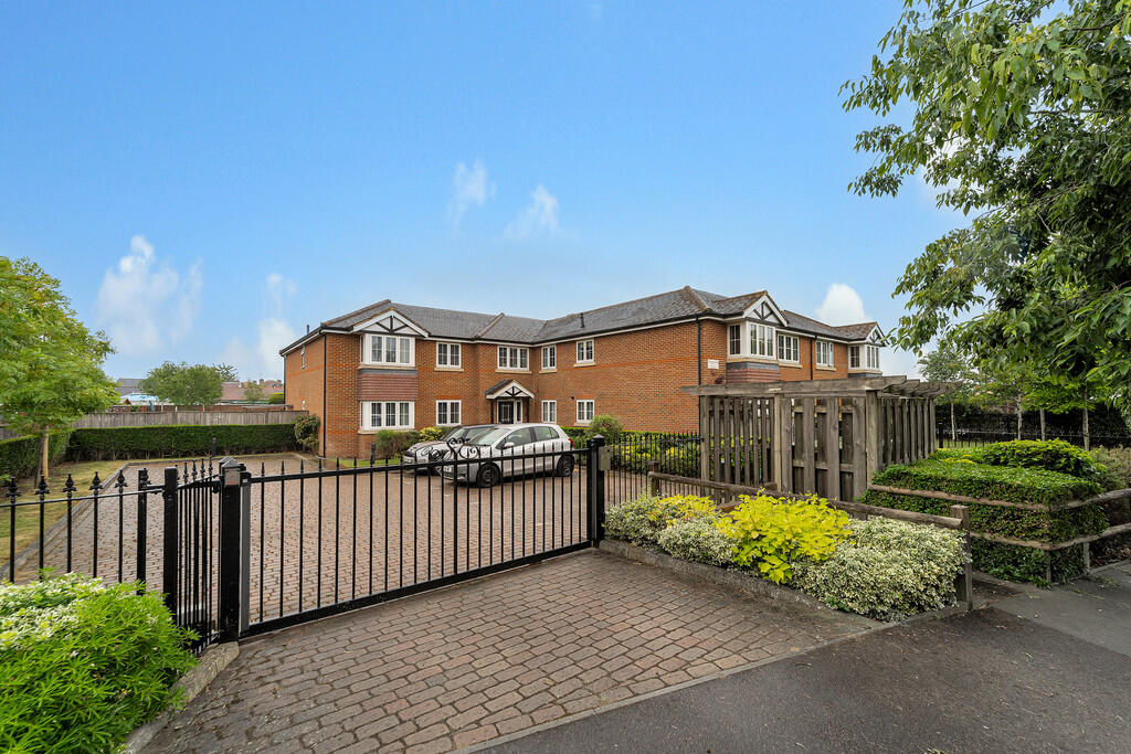 Main image of property: Worple Road, Staines-upon-Thames