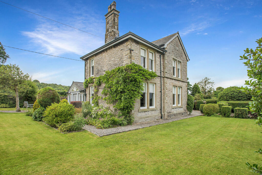 4 bedroom detached house for sale in Yealand Conyers, Carnforth, LA5