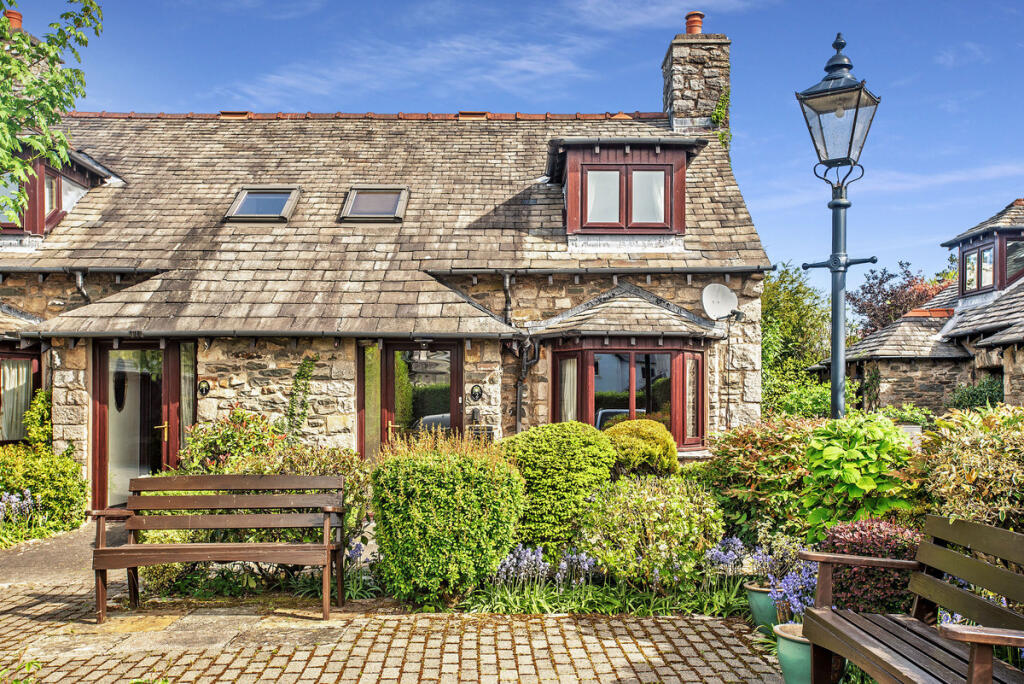 Main image of property: Town End Court, Natland, LA9