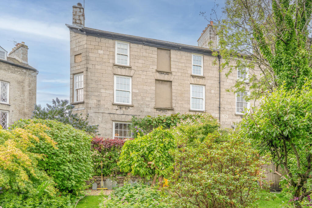 Main image of property: 1 Cliff Terrace, Kendal, LA9