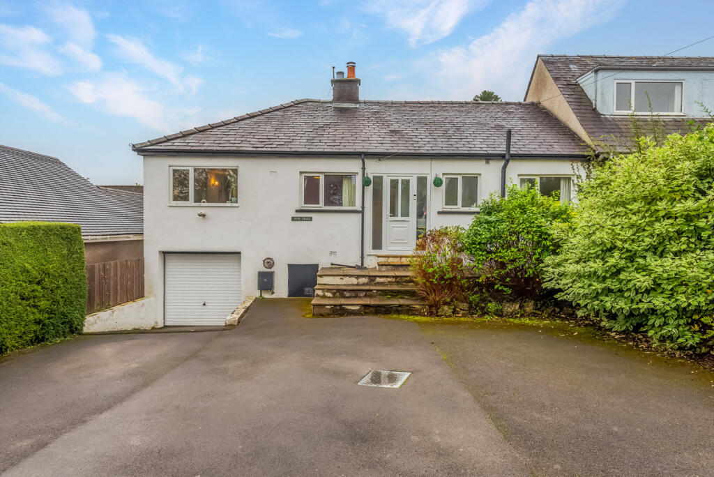 3 bedroom semidetached bungalow for sale in Hollins Lane, Arnside, LA5