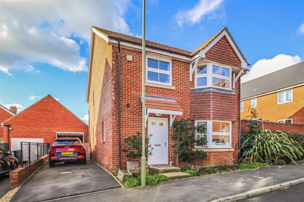 Main image of property: Brushwood Grove, Emsworth