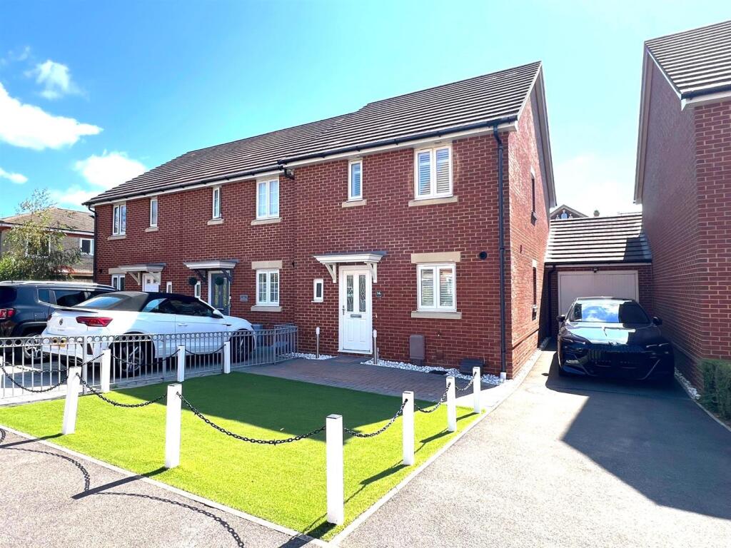 Main image of property: Union Road, Portsmouth