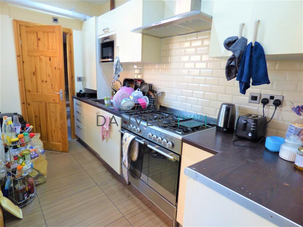 5 bedroom terraced house for rent in Bruce Street, Leicester, LE3 0AG, LE3