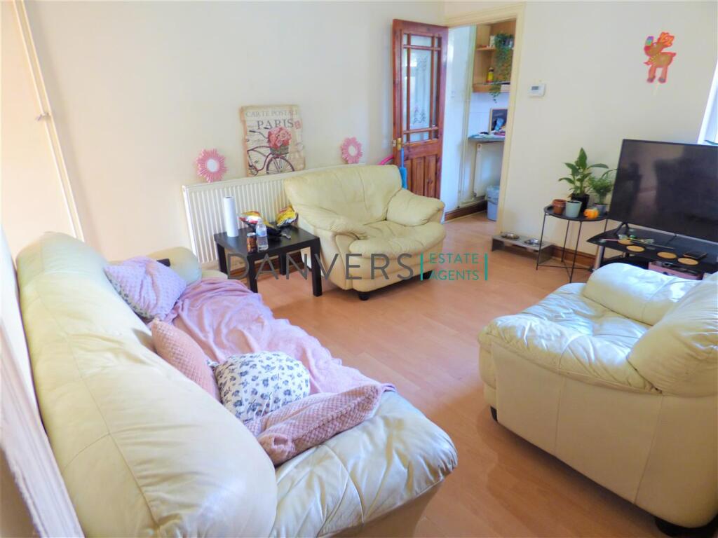 Main image of property: Stuart Street, Leicester, LE3 0DU
