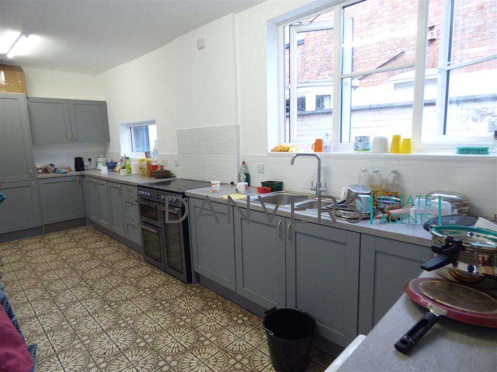 Main image of property: Sykefield Avenue, Leicester, LE3 0LA