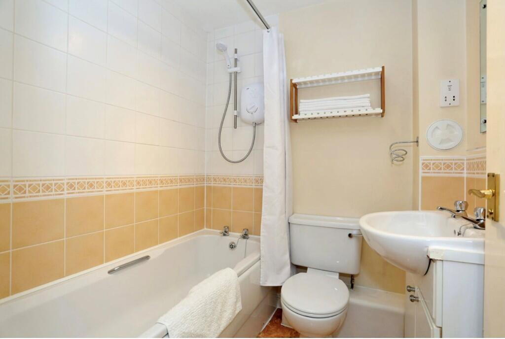 Additional property image - Fonthill Avenue, Aberdeen, Aberdeenshire, AB11