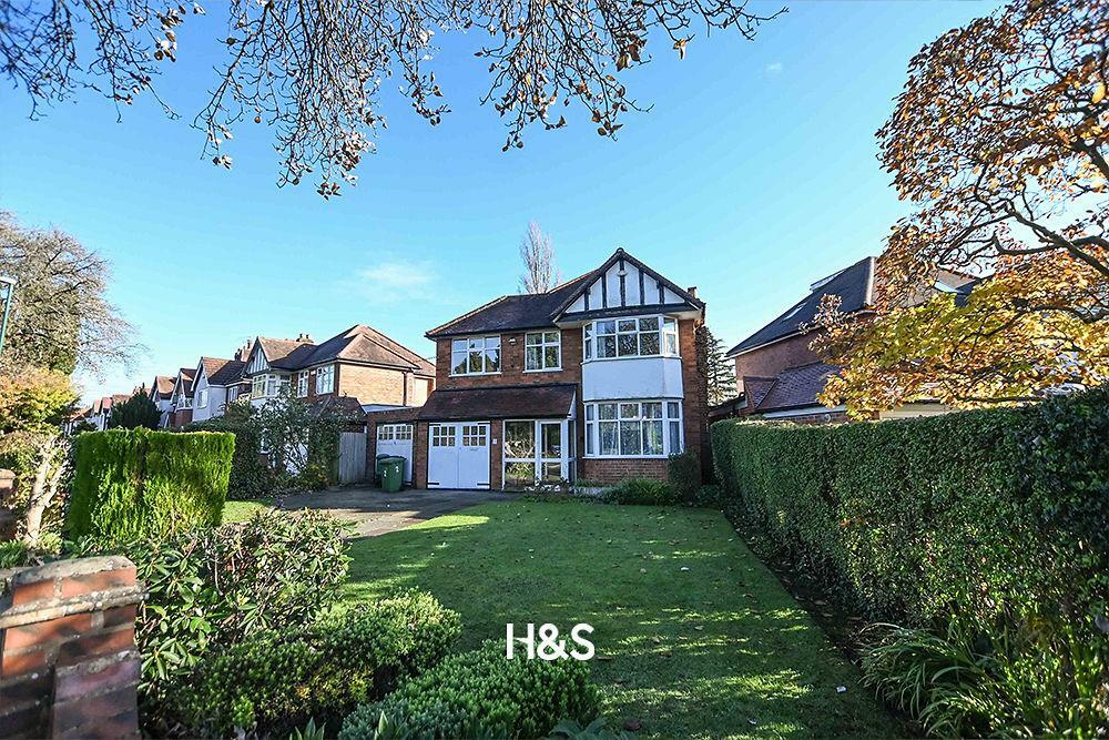 4 bedroom detached house for sale in Heaton Road, Solihull, B91